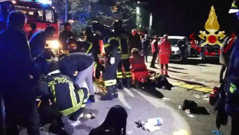 6 dead, 35 injured in nightclub stampede on Italy's coast