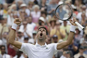 Djokovic faces tricky opponent in Bautista Agut at Wimbledon