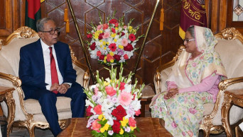 President invites Hasina to form new govt  