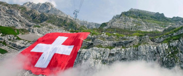 Swiss choose new parliament, vote could see Green gains