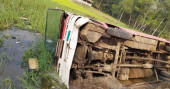 25 CU students injured in Chattogram road crash