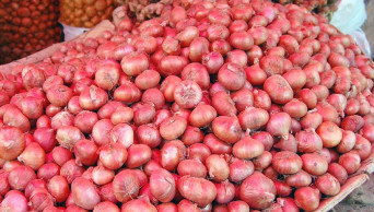 Onion crisis temporary; nothing to worry: PM