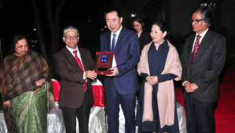 Chinese ambassador meets DU VC