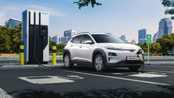 How does an Electric Vehicle charge?