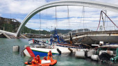 Arch bridge falls in Taiwan bay, divers search for victims
