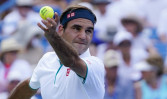 A ragged Federer stunned in Cincinnati; Djokovic advances