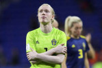 Goalkeeper Lindahl's efforts not enough, Sweden falls short
