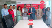 Daraz Bangladesh joins Robi network
