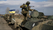 Ukraine, separatists both pull back heavy weapons from east