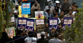Demonstrators besiege Pakistan newspaper 2nd time in a week
