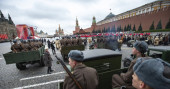 Russia re-enacts legendary World War II parade in Moscow