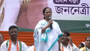"Own up to NRC fiasco": Mamata Banerjee slams BJP over citizens' list