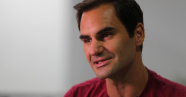 Federer says a star's legacy isn't at risk with late decline