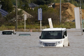 Flood, mudslides from strong rain in Japan kill at least 9