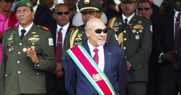 Supporters greet Suriname president after conviction