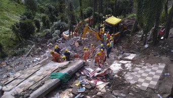 Building collapse kills 12 in India after monsoon rains