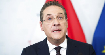 Austrian far-right party expels former leader Strache