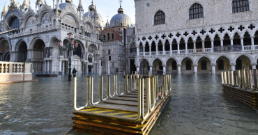 Venice faces new exceptional flooding, but below peak