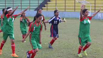 U-16 Football: Tangail outplay Gazipur 6-0