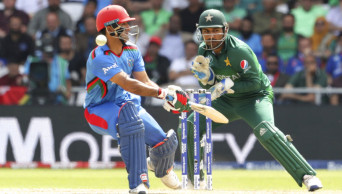 Pakistan need 228 against Afghanistan to keep semifinal hope alive