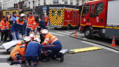 4 dead, including 2 firefighters, in Paris blast