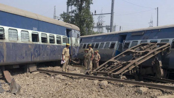 India train cars derail, at least 5 people killed, 35 hurt