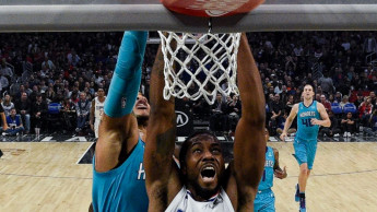 Kawhi's 30 propels Clippers to 111-96 win over Hornets