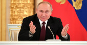 Putin calls raising citizens' income "number one goal"