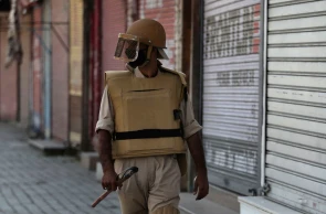 Indian order leaves Kashmir police dispirited, even disarmed