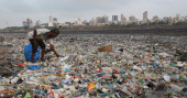 Scientists gather to study risk from microplastic pollution