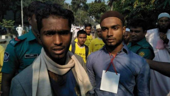 Two held with pepper spray at Hefajat’s rally 