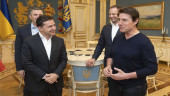 ‘You’re good-looking’: Ukraine’s leader woos Tom Cruise