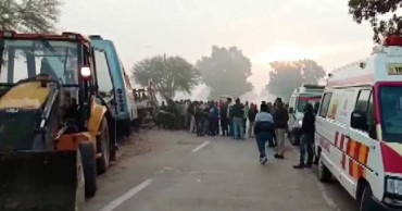 9 killed after bus hits stationary goods truck in India's Madhya Pradesh