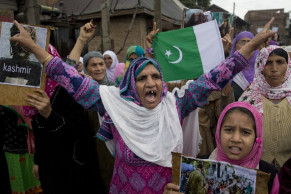 US senator barred from Kashmir as lockdown enters 3rd month