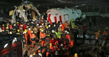 Airliner skids, breaks open in Istanbul; 3 dead, 179 injured