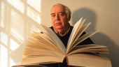 Harold Bloom, author of 'Anxiety of Influence,' dies at 89