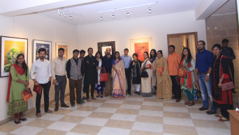 22-day group art exhibition begins at Gallery Cosmos