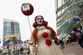 Fans descend on San Diego for the 50th Comic-Con