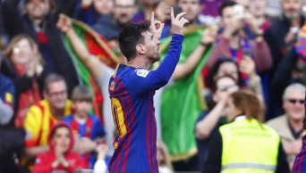 Back with Barcelona, Messi thrives in latest Liga win
