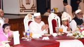 President hosts iftar for alem-ulema