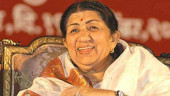 Lata Mangeshkar requests MS Dhoni not to retire