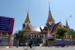 Cambodian parliament ratifies ASEAN e-commerce pact