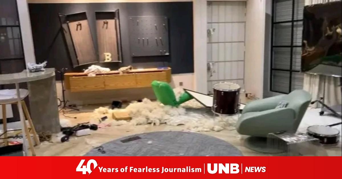 3 detained over vandalism at Salman Muqtadir’s studio; police deny ...