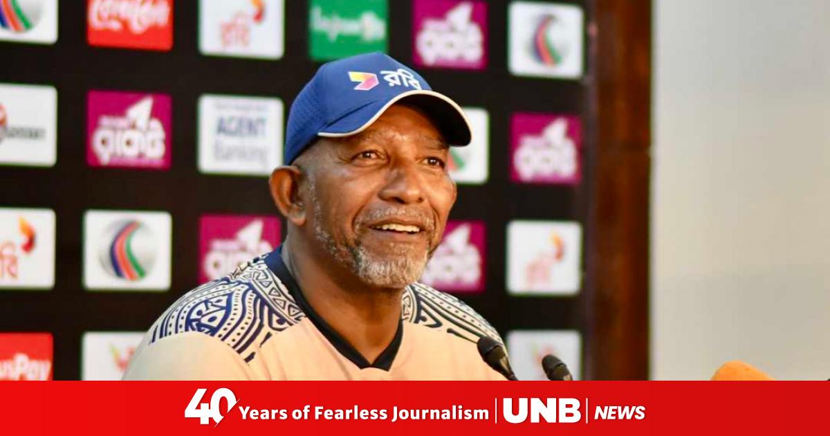 Simmons brushes off BCB boardroom chaos, focuses on depleted NZ squad
