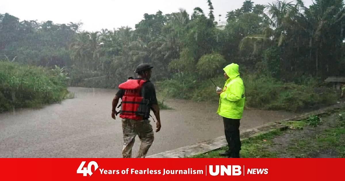 Death Toll Of Flash Flood Rises To 7 In Indonesia